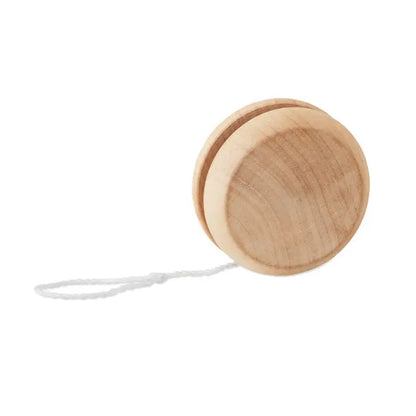 Yoyo din lemn deschis la culoare cu finisaj natural si snur alb atașat pentru joc recreativ
